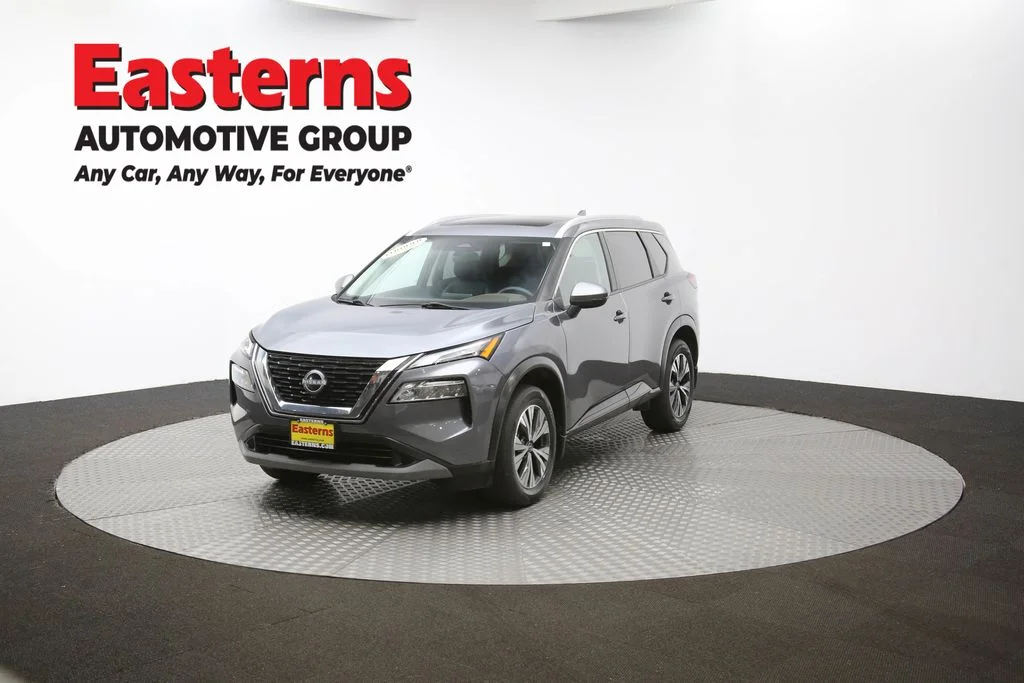 Used 2022 Gray Nissan SV image 53