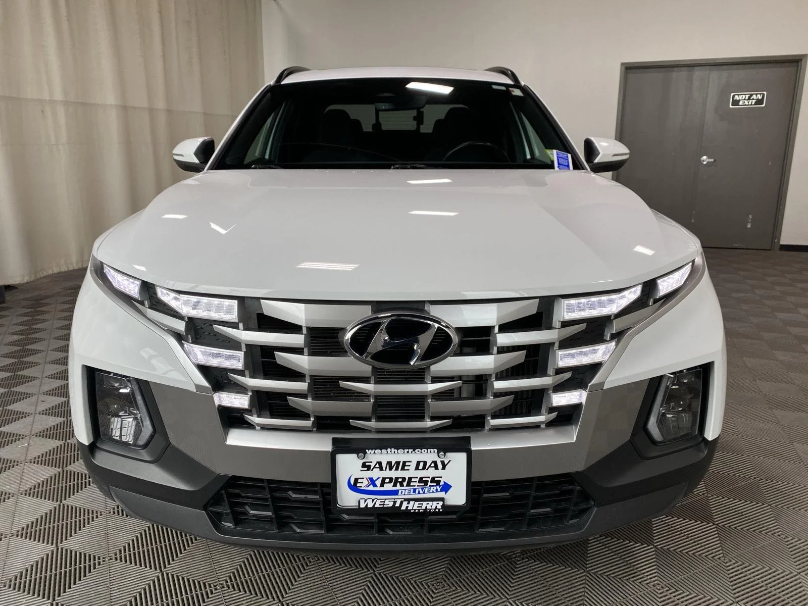 Used 2022 Ice White Hyundai SEL Premium image 2