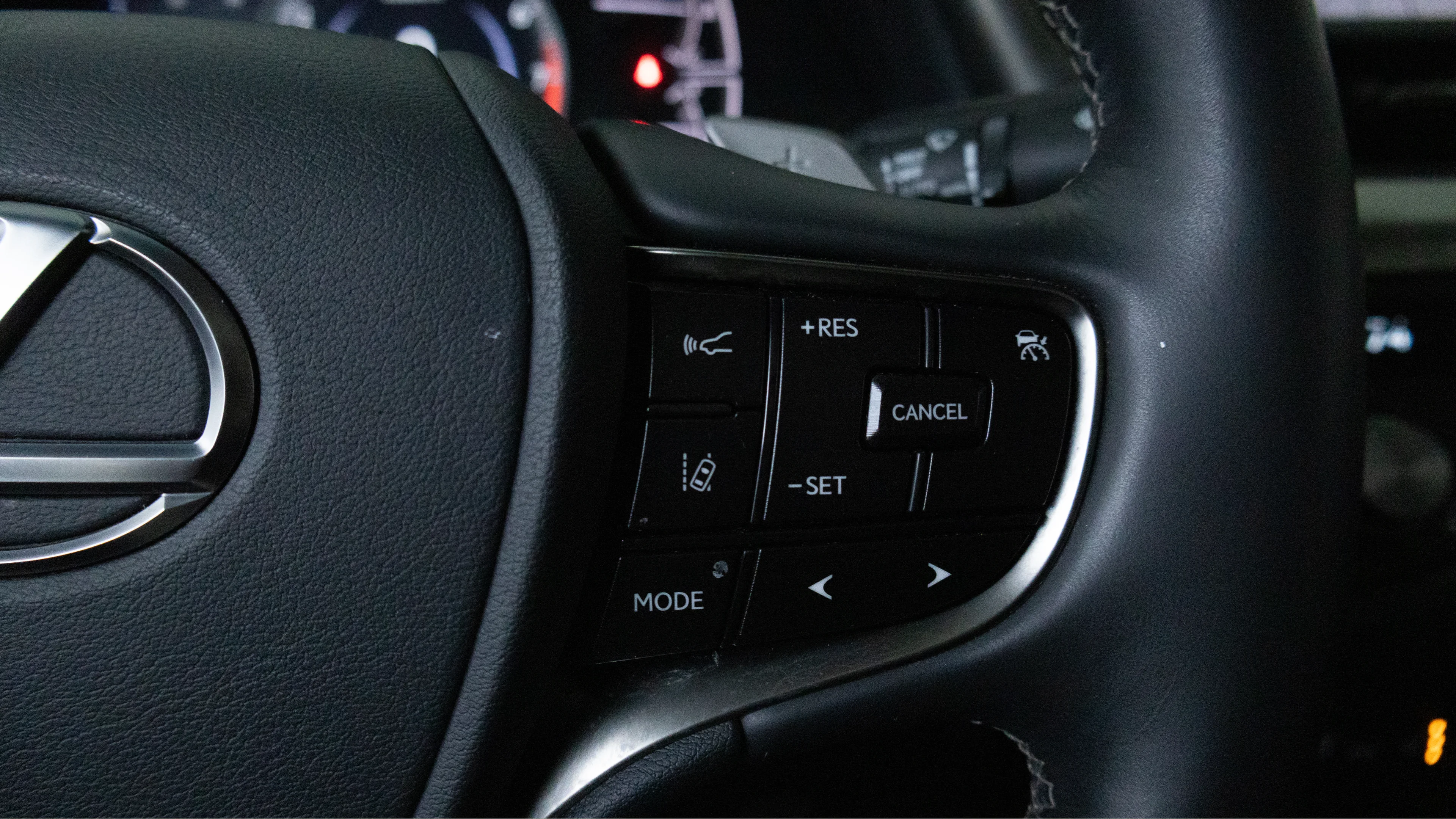 Used 2021 Black Lexus ES 250 image 21
