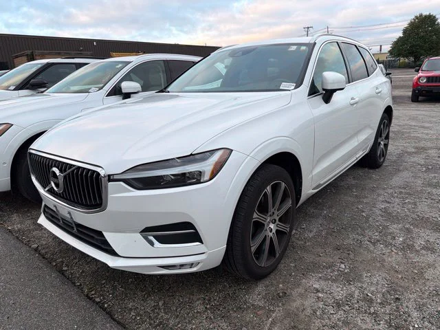 Used 2021 White Volvo T5 Inscription image 3