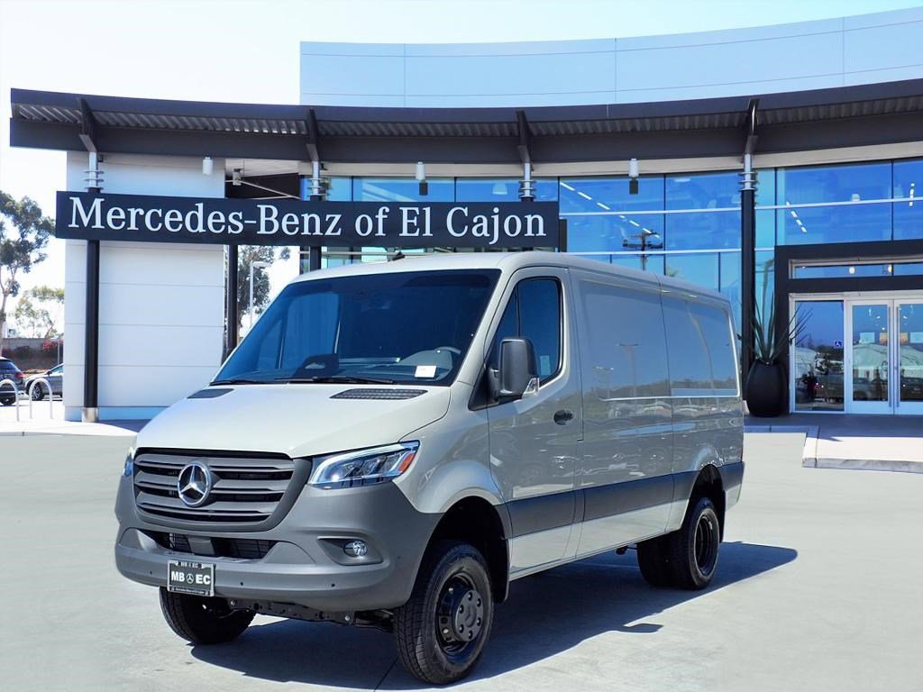 2025 Mercedes-Benz Sprinter Cargo Van