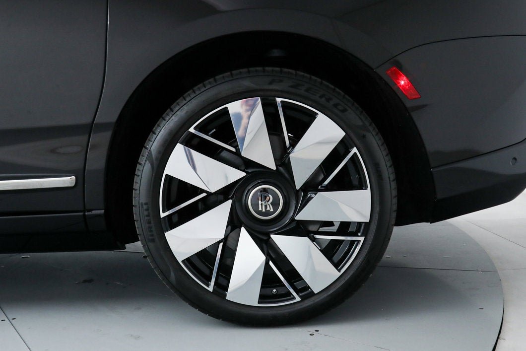 Used 2025 Brown Rolls-Royce  image 50