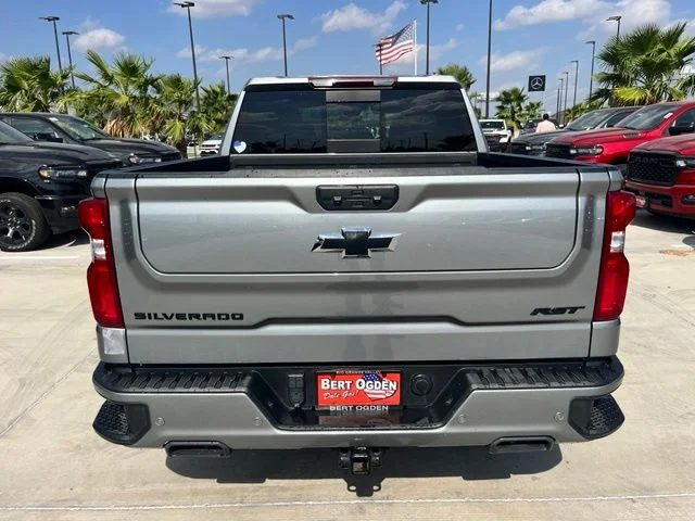 Used 2025 Gray Chevrolet RST image 5