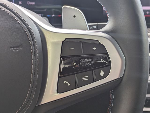 Used 2026 Gray Metallic BMW M60i image 31