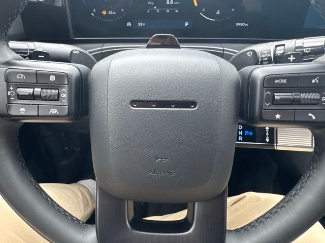 Used 2025 White Hyundai Calligraphy image 22