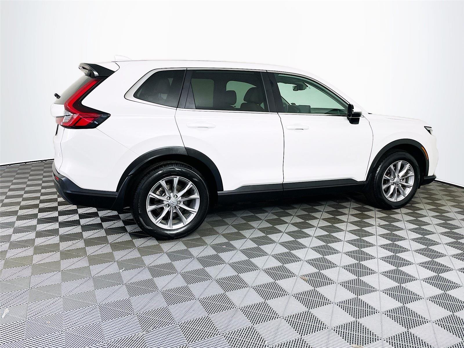Used 2025 Platinum White Pearl Honda EX-L image 11
