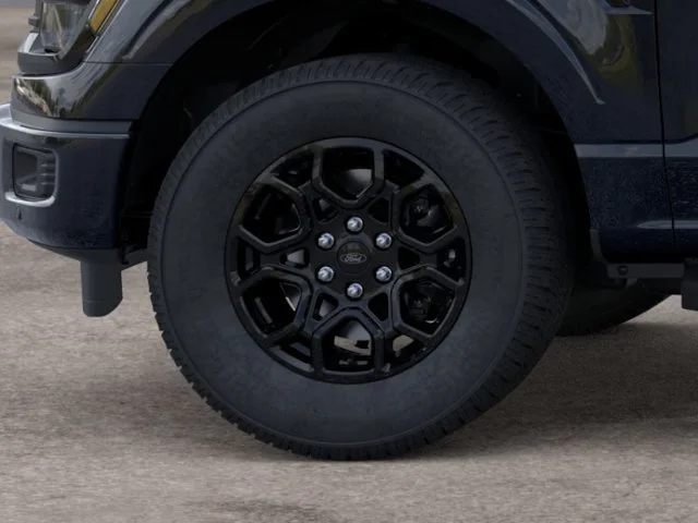 New 2026 Agate Black Metallic Ford XLT image 20