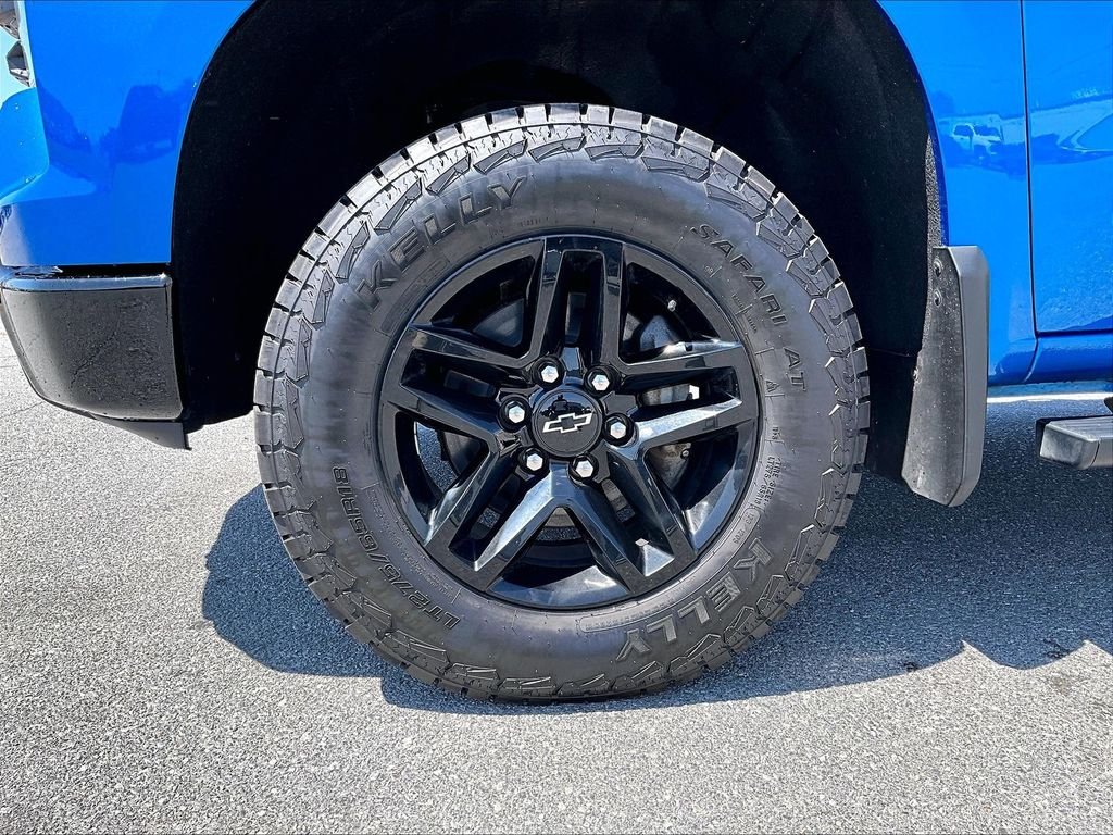 Used 2022 Blue Chevrolet Custom Trail Boss image 7