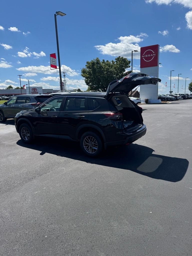 2026 Nissan Rogue S - Photo 17