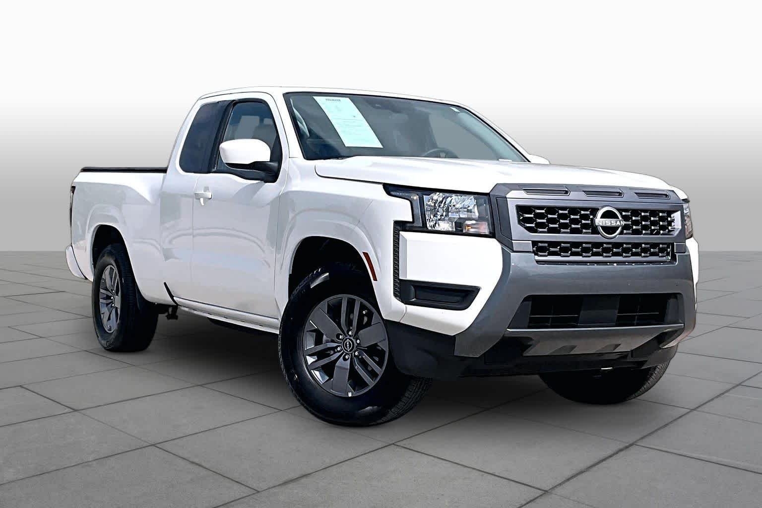 Certified Pre-Owned 2025 Nissan Frontier SV