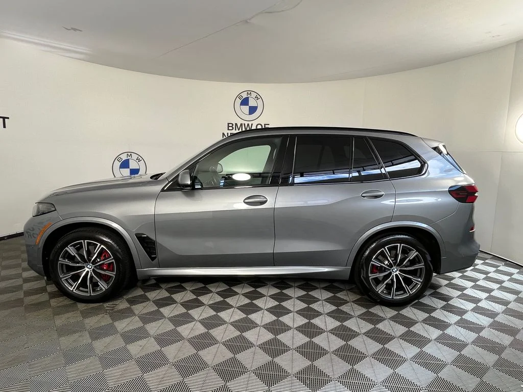 Certified Used 2024 Skyscraper Grey Metallic BMW xDrive40i image 13