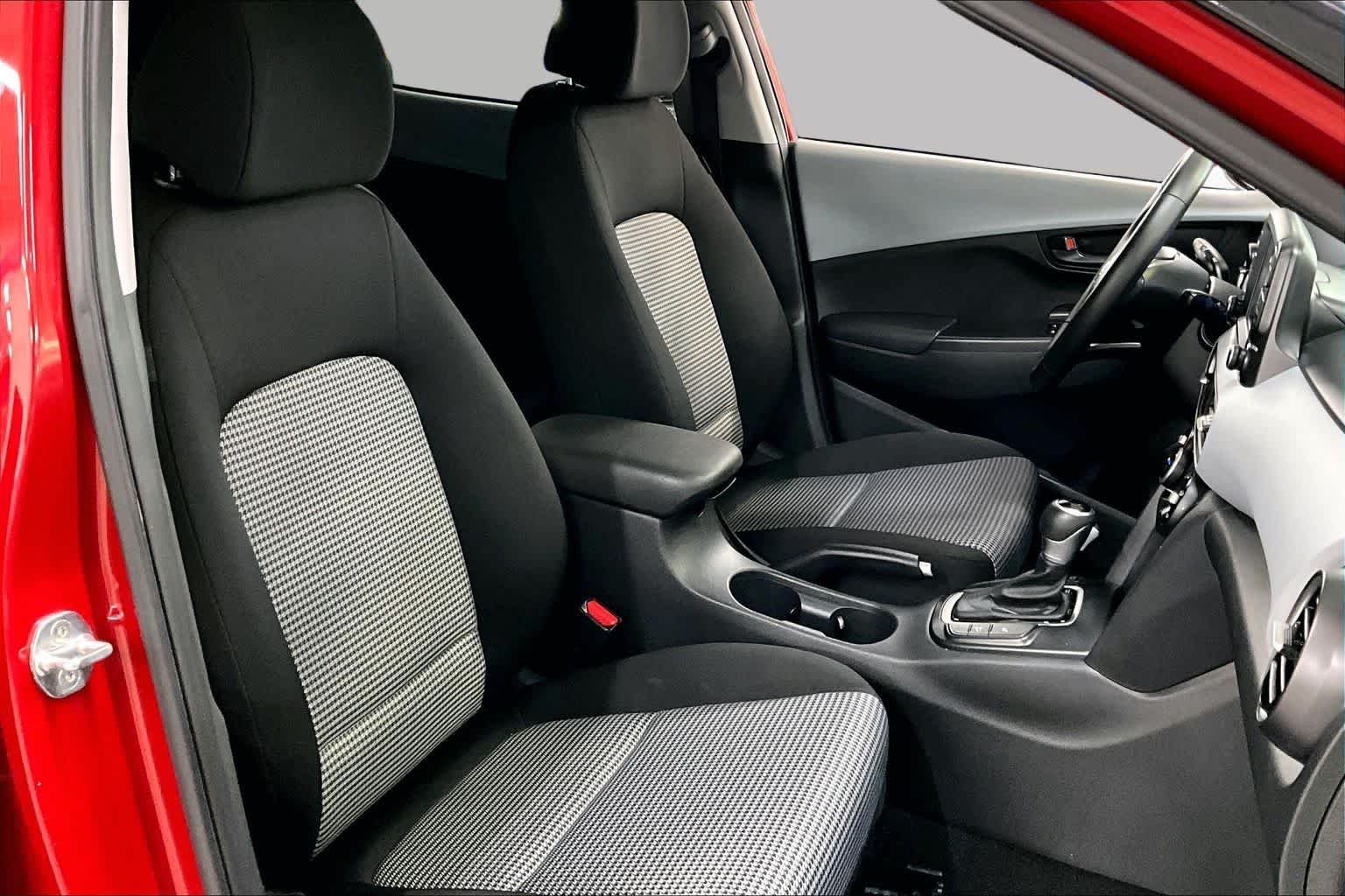 Used 2019 Black Roof Hyundai SEL image 9