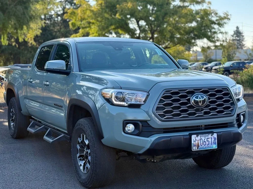 Certified Used 2022  Toyota TRD Off-Road image 7