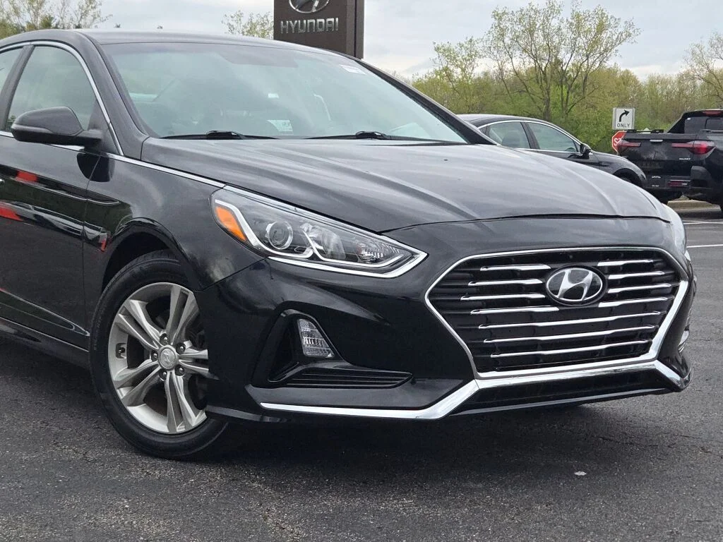 Used 2019 Hyundai Sonata SEL with VIN 5NPE34AF6KH730038 for sale in Palatine, IL