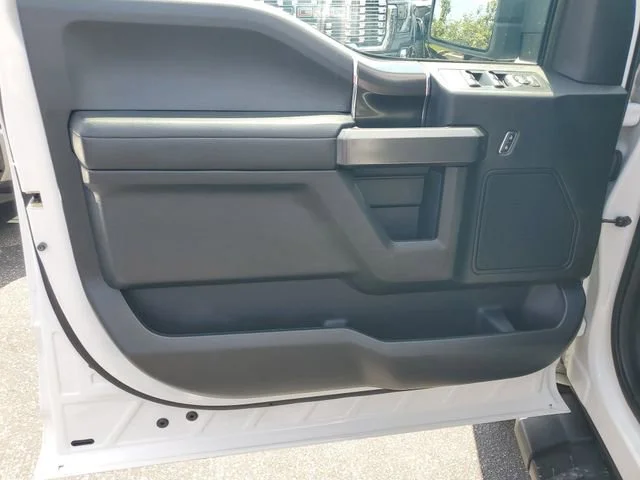 Used 2018 Oxford White Ford XL image 8