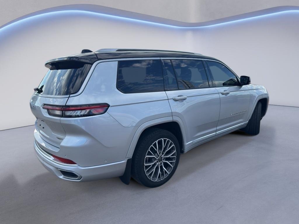 Used 2021 Silver Zynith Jeep Summit Reserve image 6