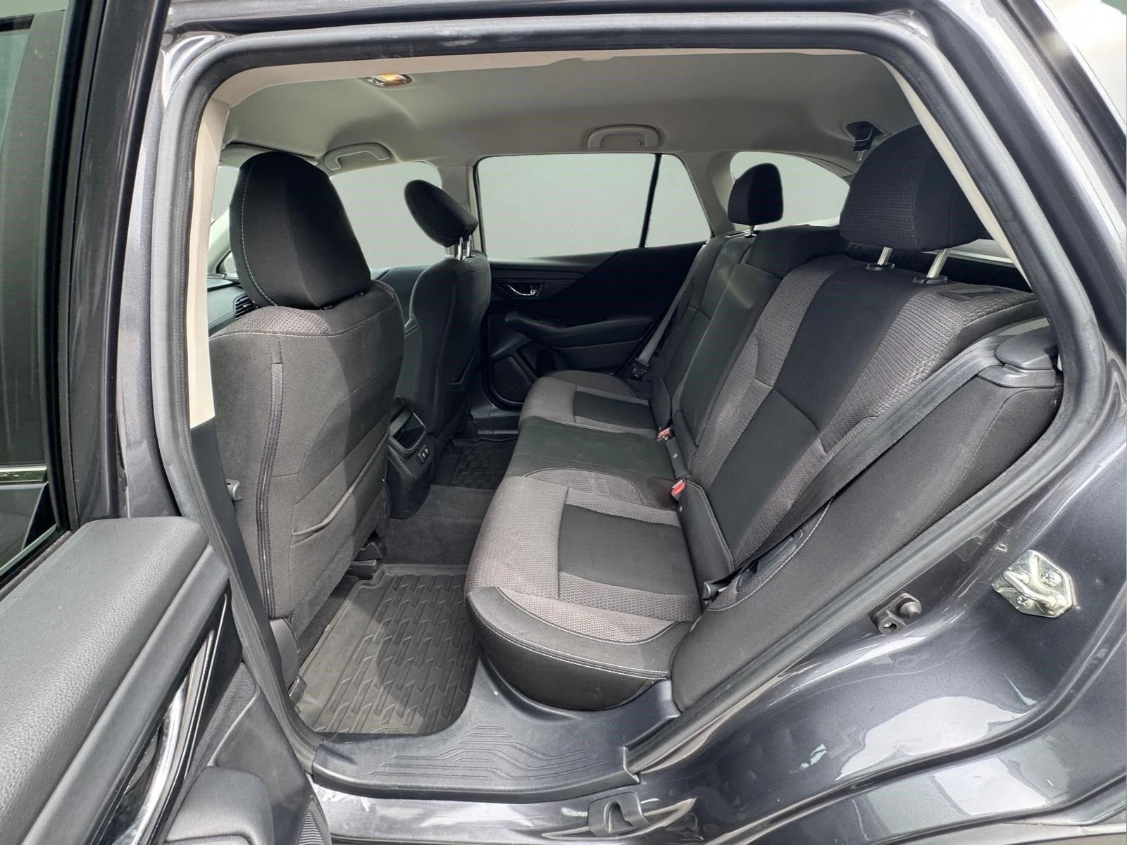 Used 2020 Magnetite Gray Metallic Subaru Premium image 13