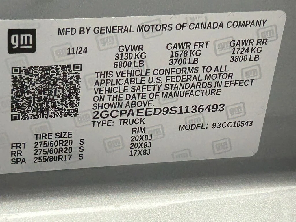 Used 2025 Sterling Gray Metallic Chevrolet LTZ image 19