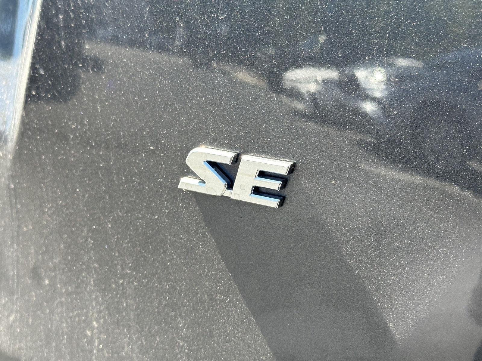 Used 2017 Magnetic Gray Metallic Toyota SE image 10