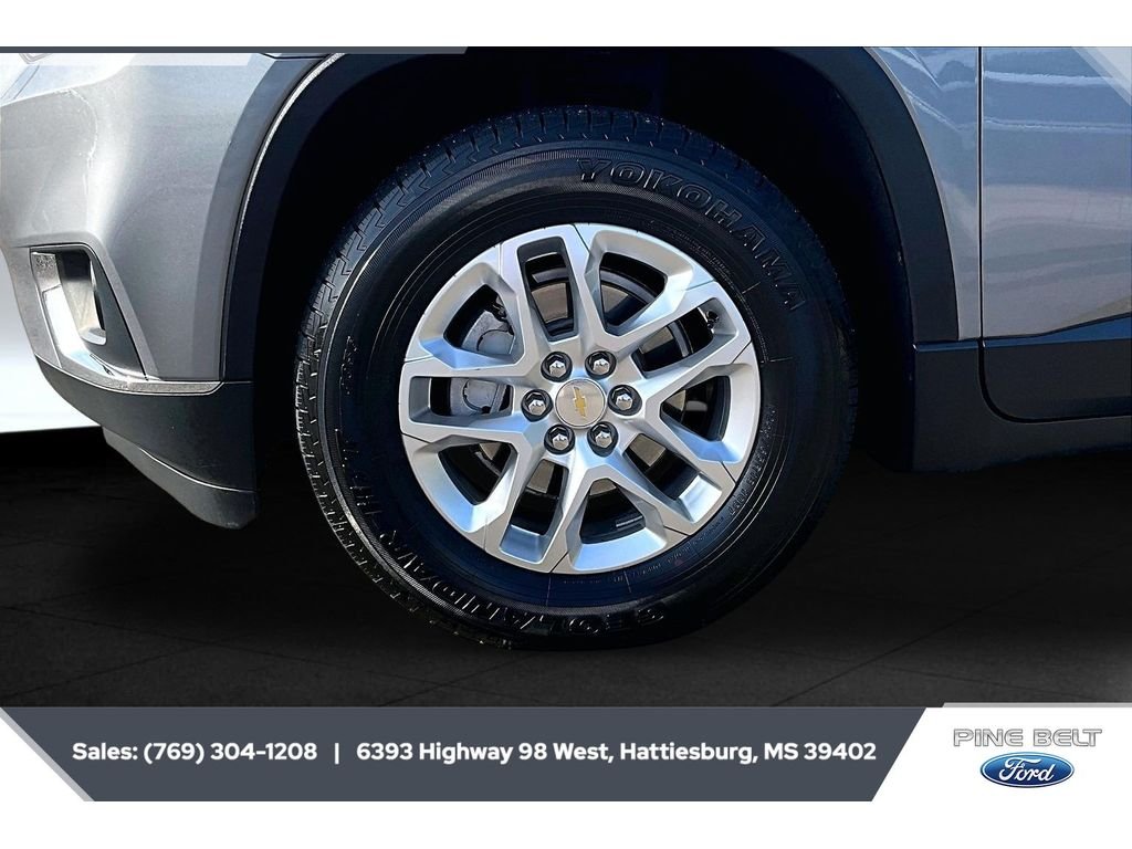Used 2020 Satin Steel Metallic Chevrolet LT Cloth image 7