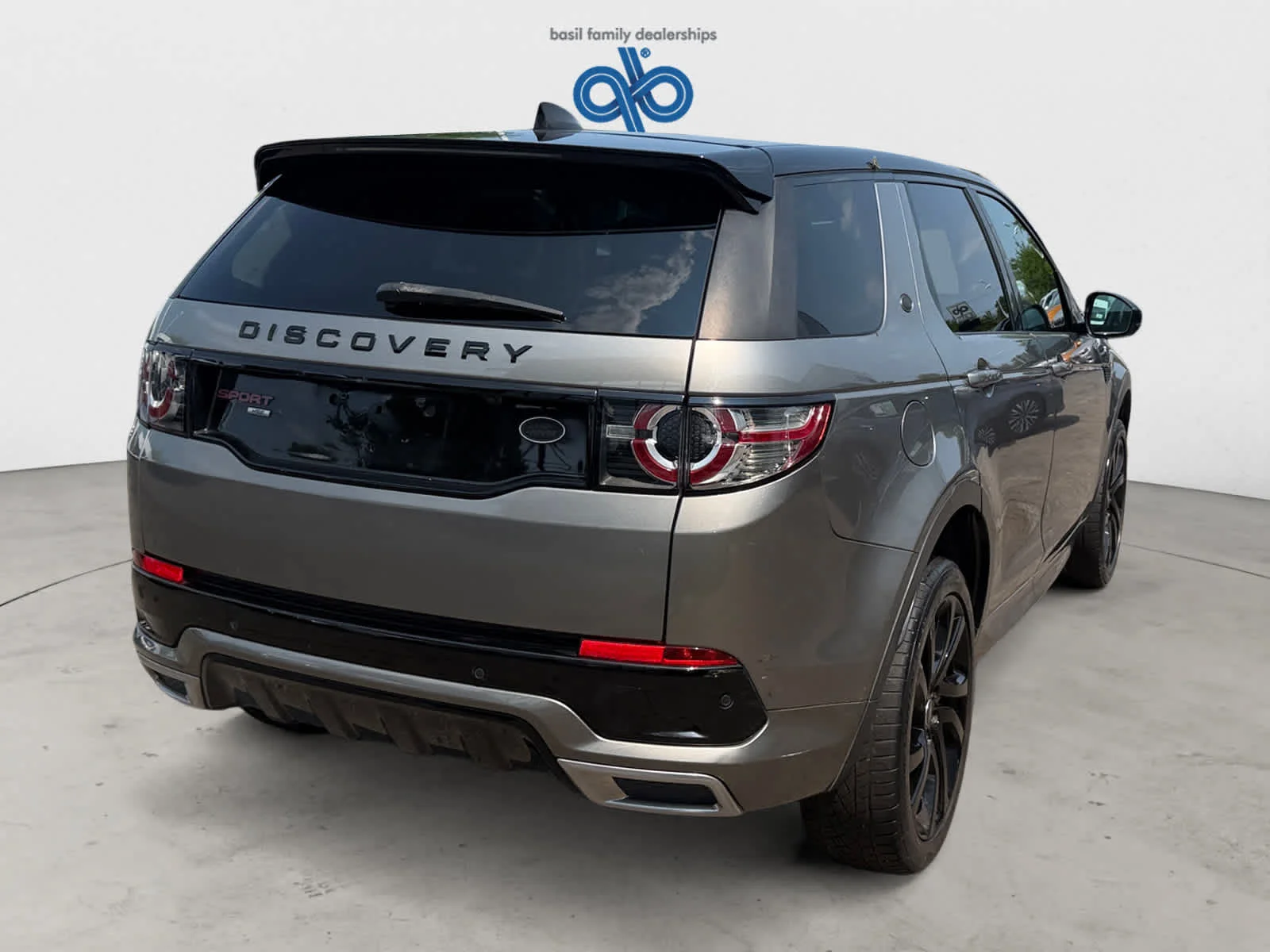 Used 2018 Corris Grey Metallic Land Rover HSE image 7