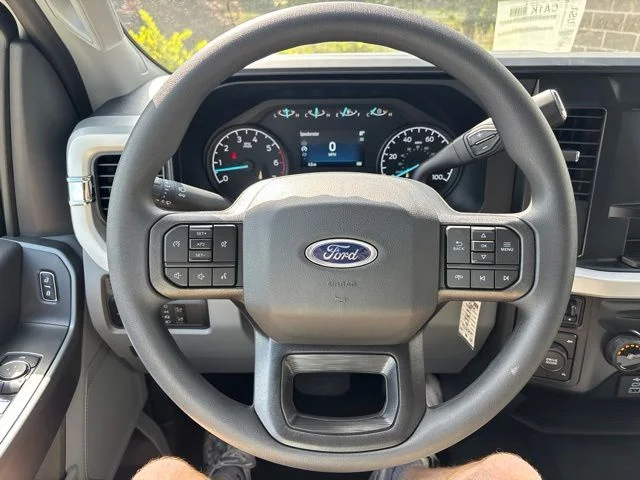 New 2026 Oxford White Ford F-350® XL image 18