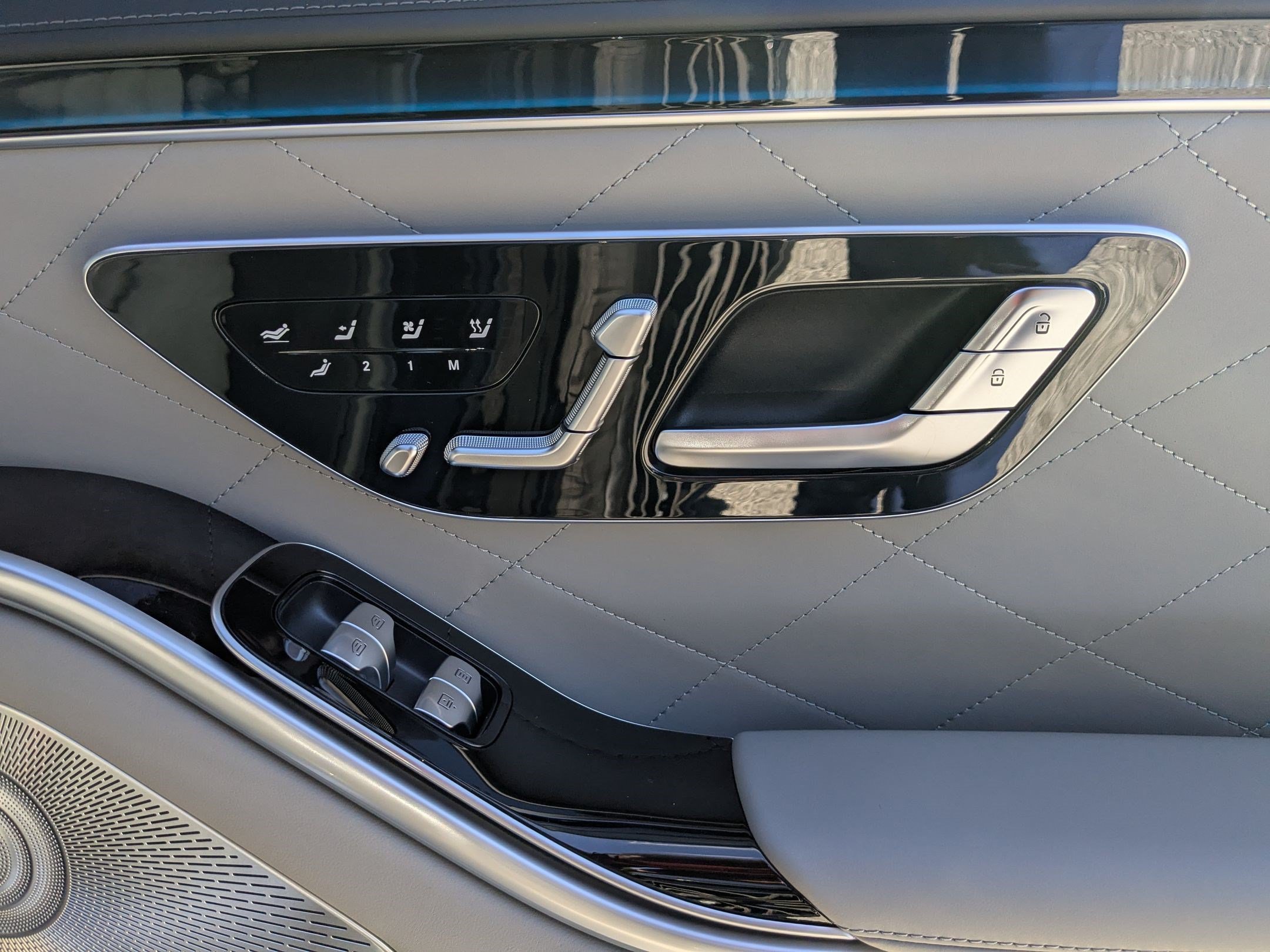 New 2026 Obsidian Black Metallic Mercedes-Benz S 580 image 69