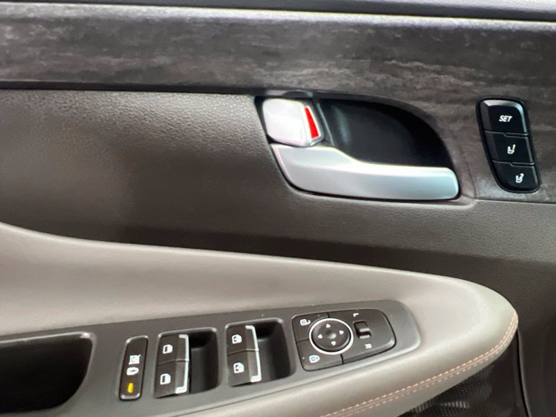 Used 2020 Gray Hyundai Limited image 19