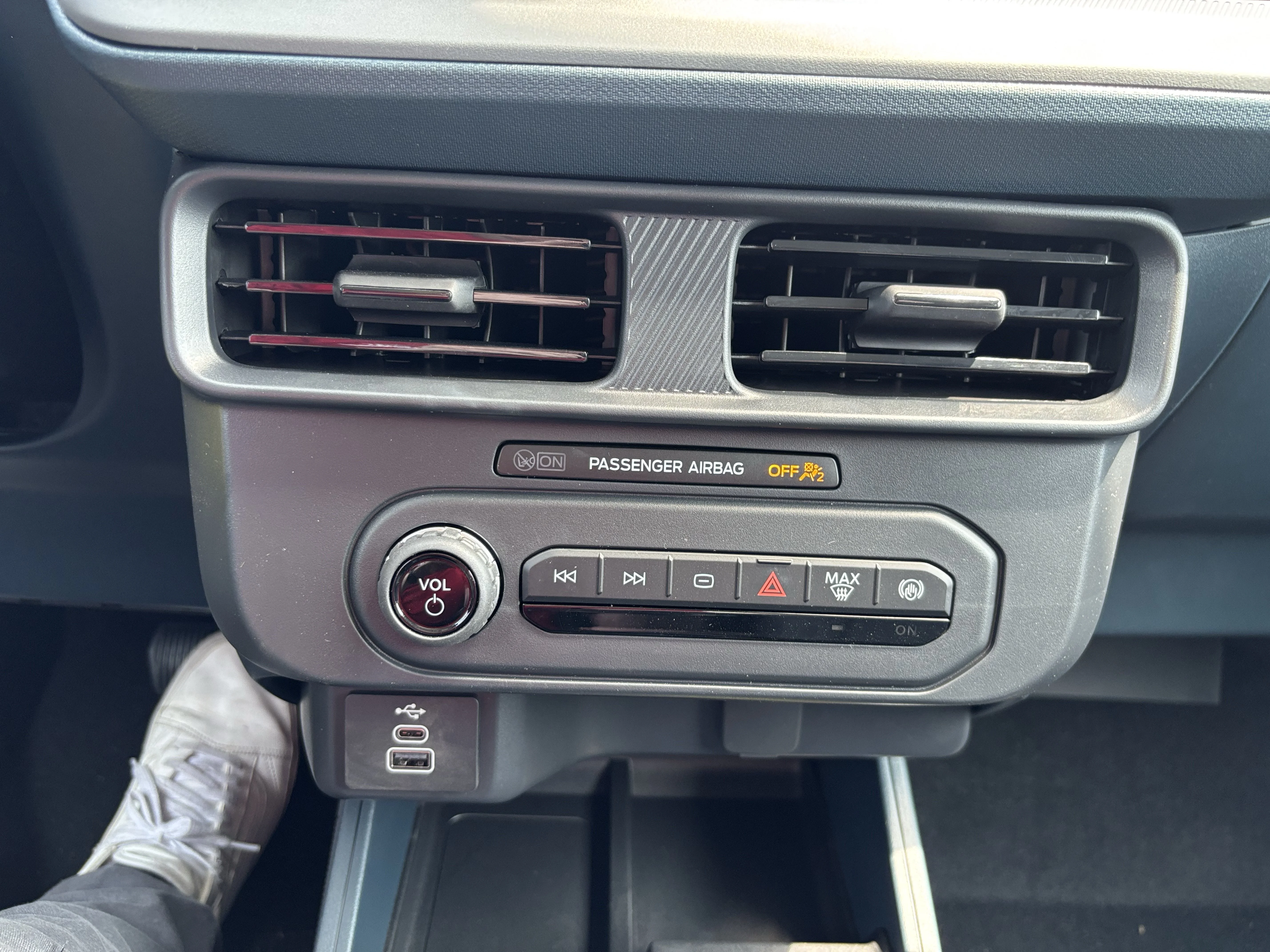 New 2026 Carbonized Gray Metallic Ford XL image 27