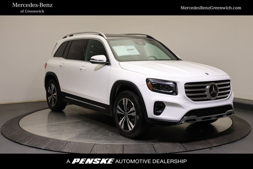 2026 Mercedes-Benz GLB GLB 250 4MATIC's photo