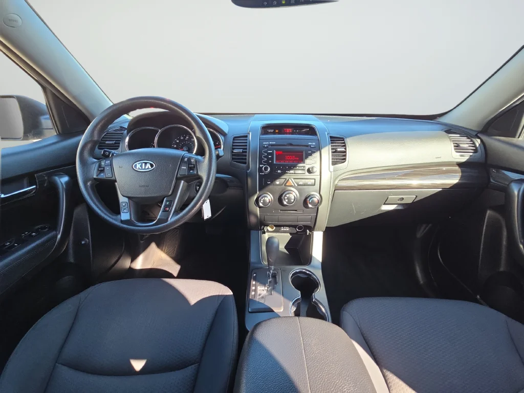 Used 2012 Gray Kia LX image 9