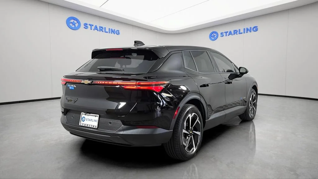 Used 2025 Black Chevrolet LT image 9