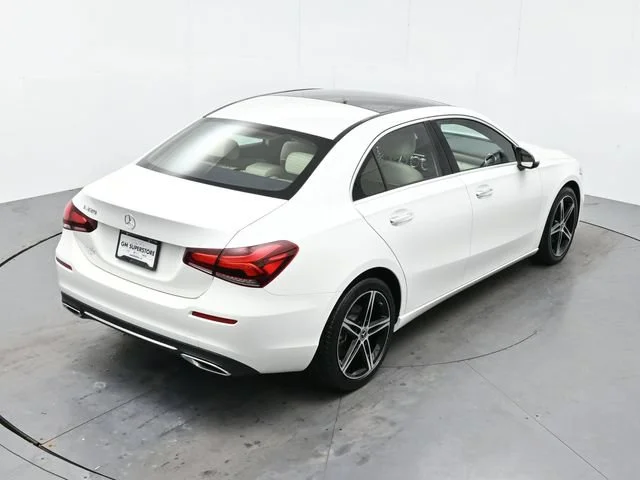 Used 2022 Polar White Mercedes-Benz A 220 image 38