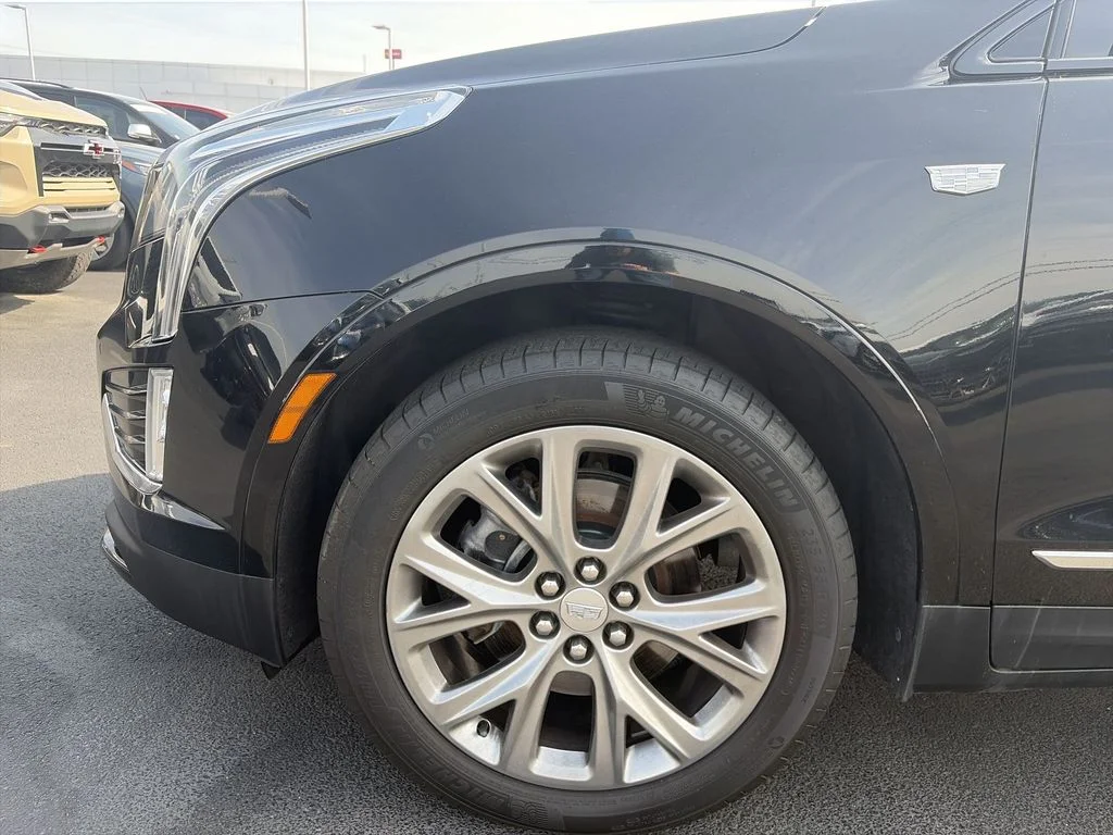 Used 2021 Black Cadillac Sport image 10