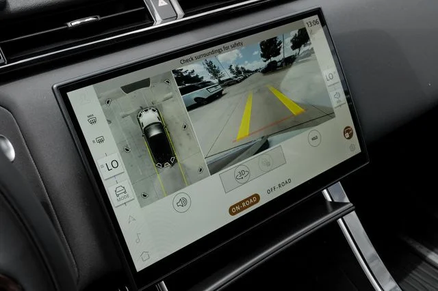 New 2026  Land Rover S image 28