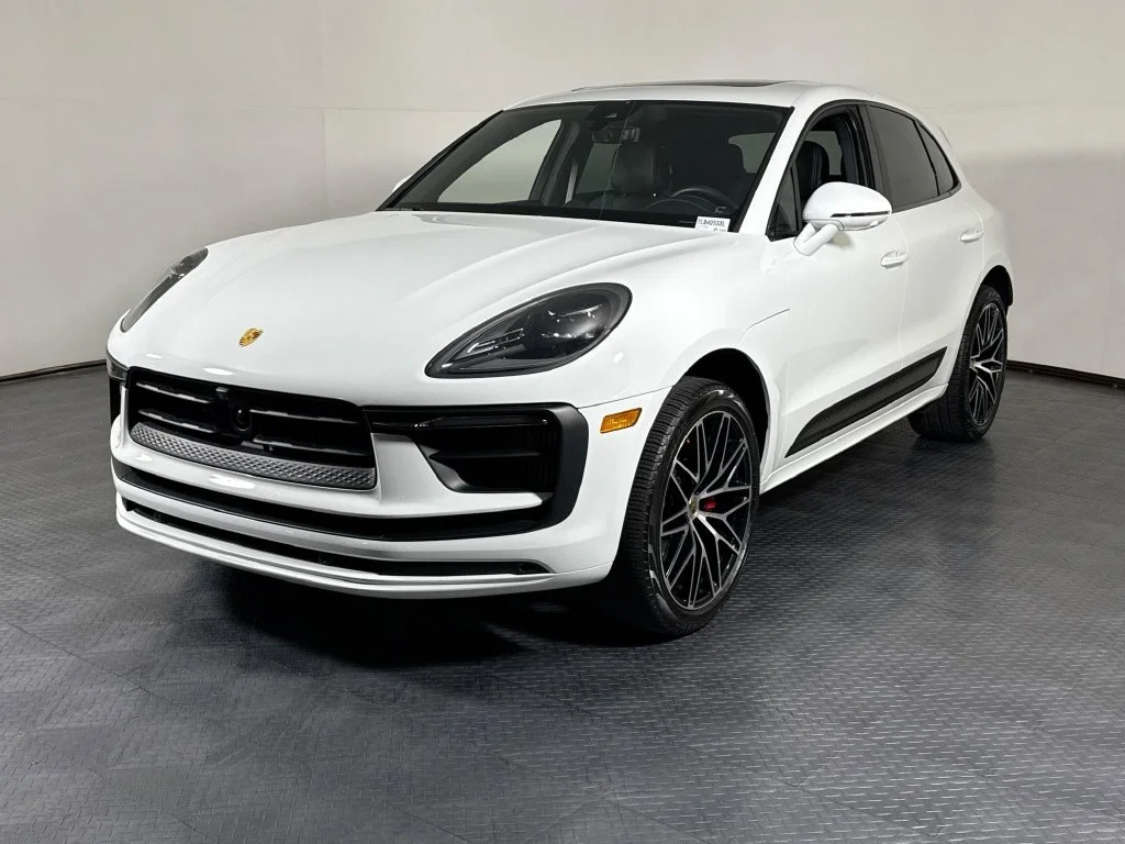 2026 Porsche Macan