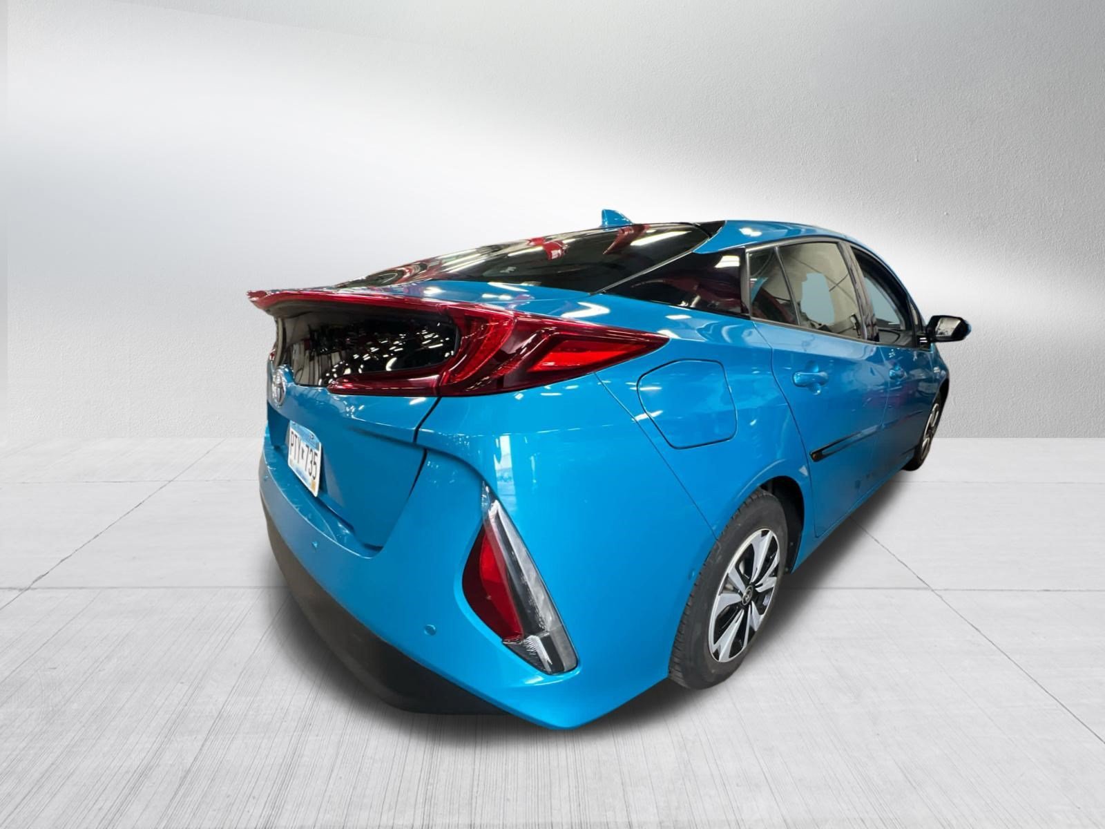 Used 2018 Blue Magnetism Toyota Advanced image 5