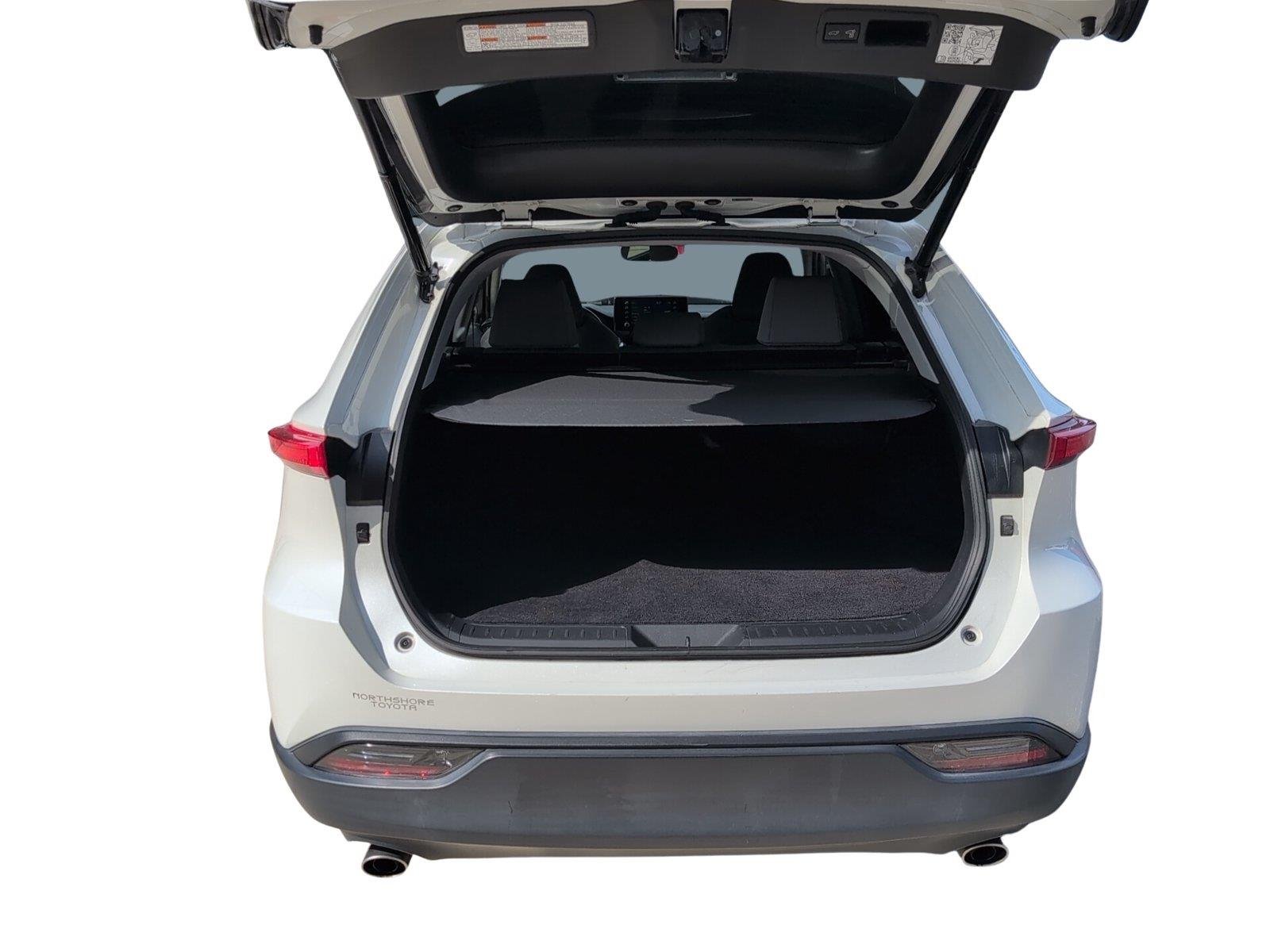 Used 2021 Blizzard Pearl Toyota LE image 5