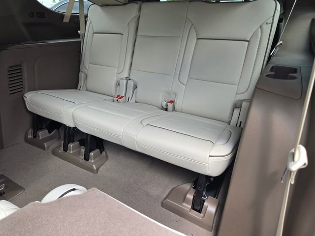 2026 GMC Yukon XL Denali - Photo 7