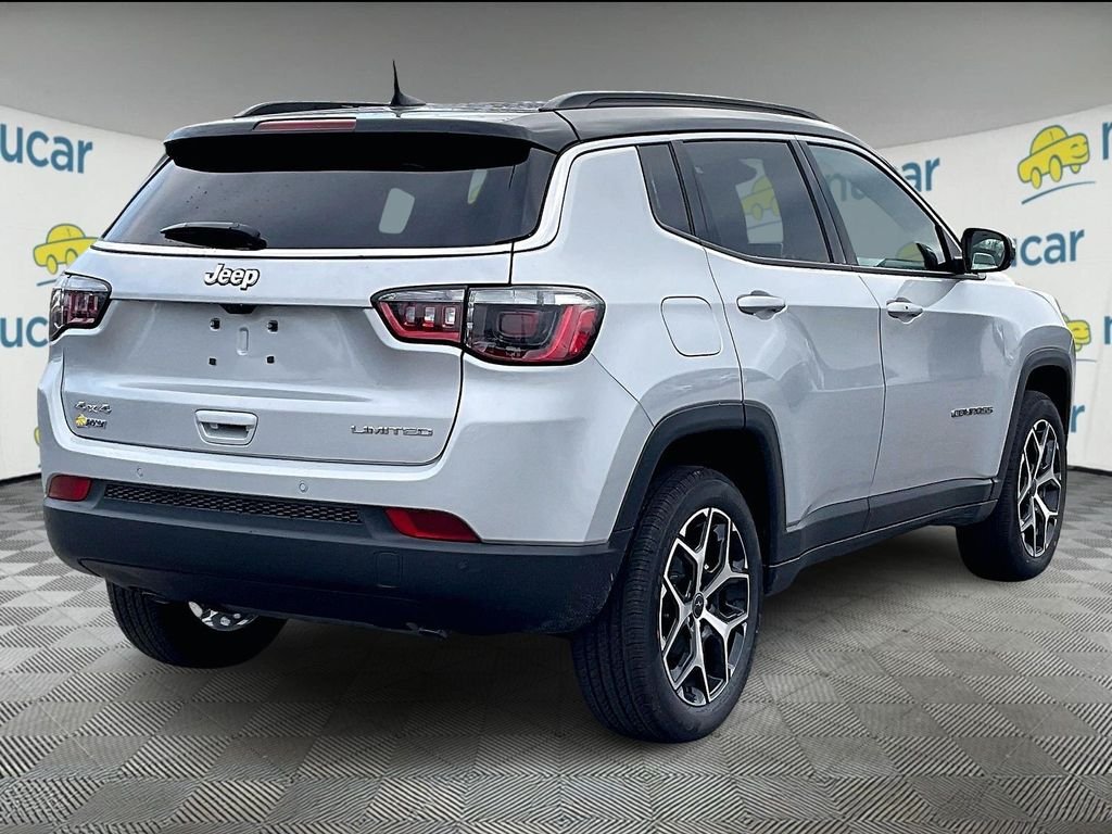 New 2026 Silver Zynith Metallic Clearcoat Jeep Limited image 6