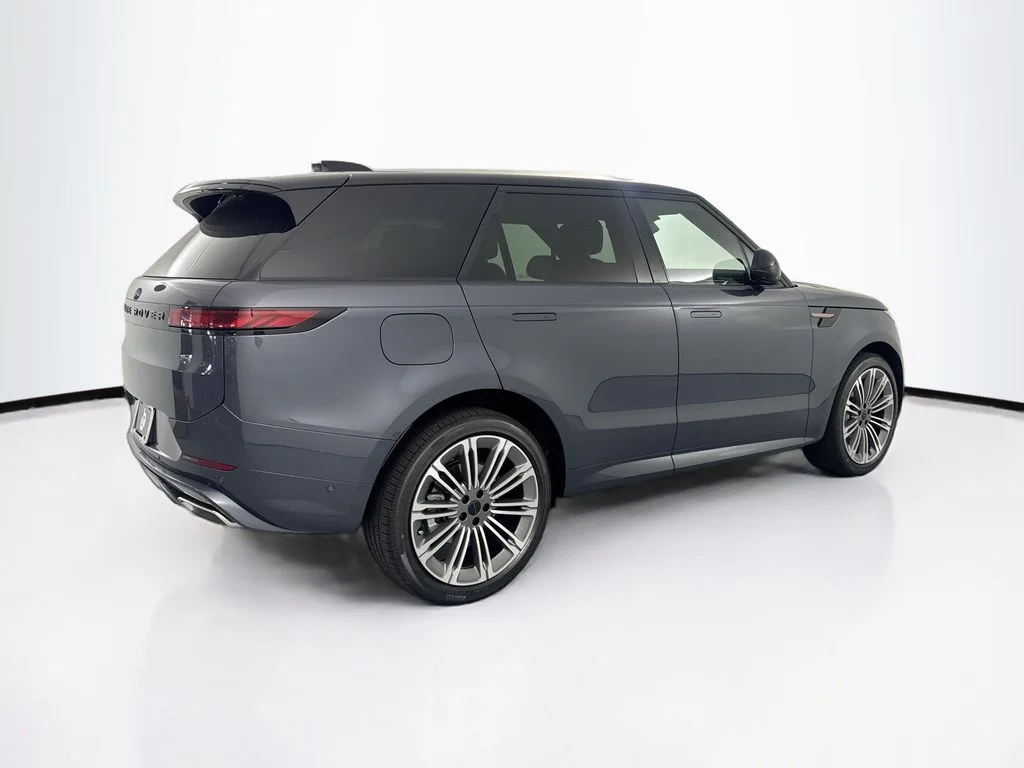 New 2026 Varesine Blue Land Rover Dynamic SE image 5