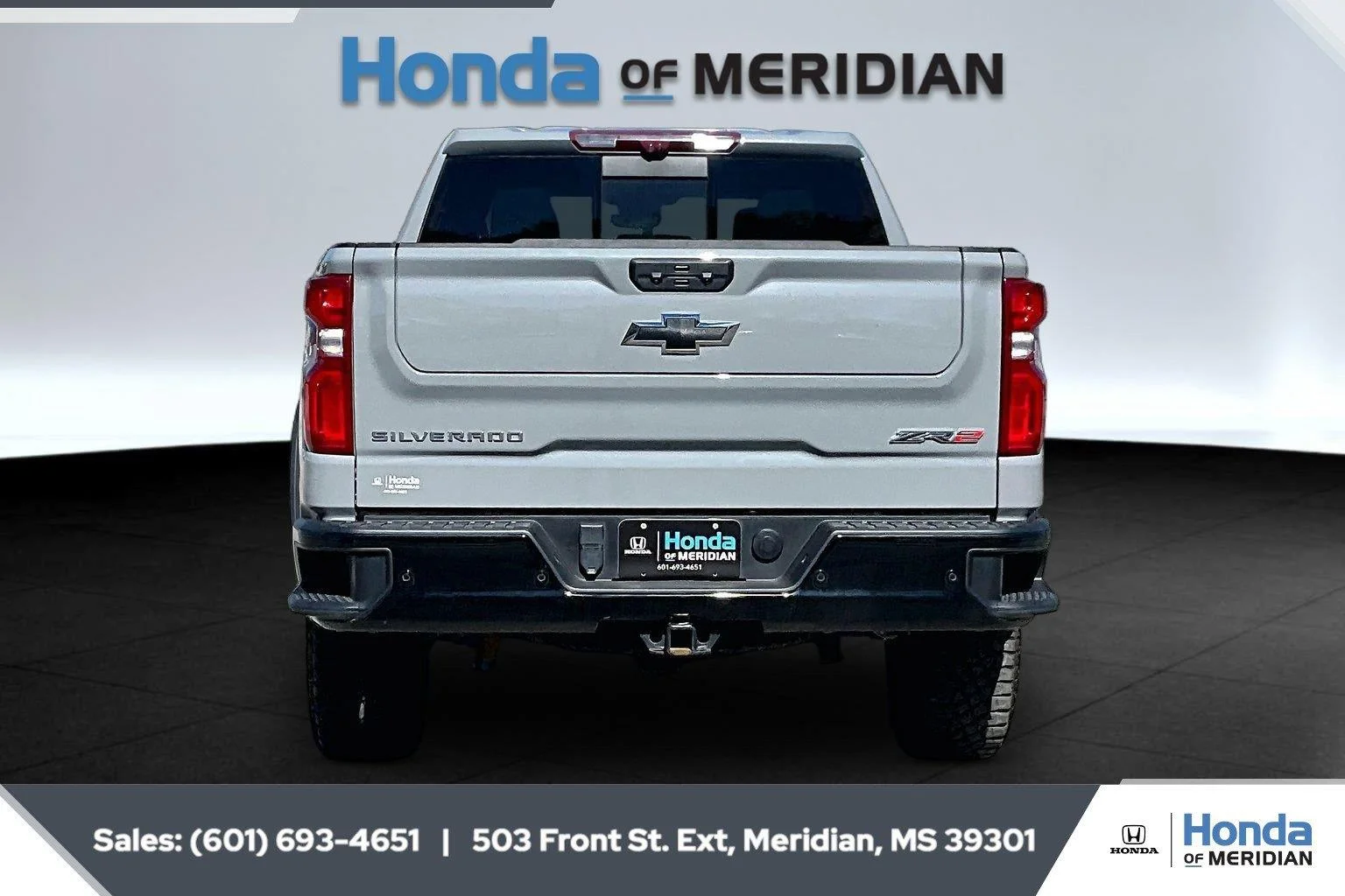 Used 2024 Slate Gray Metallic Chevrolet ZR2 image 4
