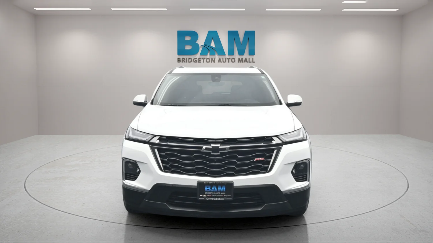 Used 2023 White Chevrolet RS image 2