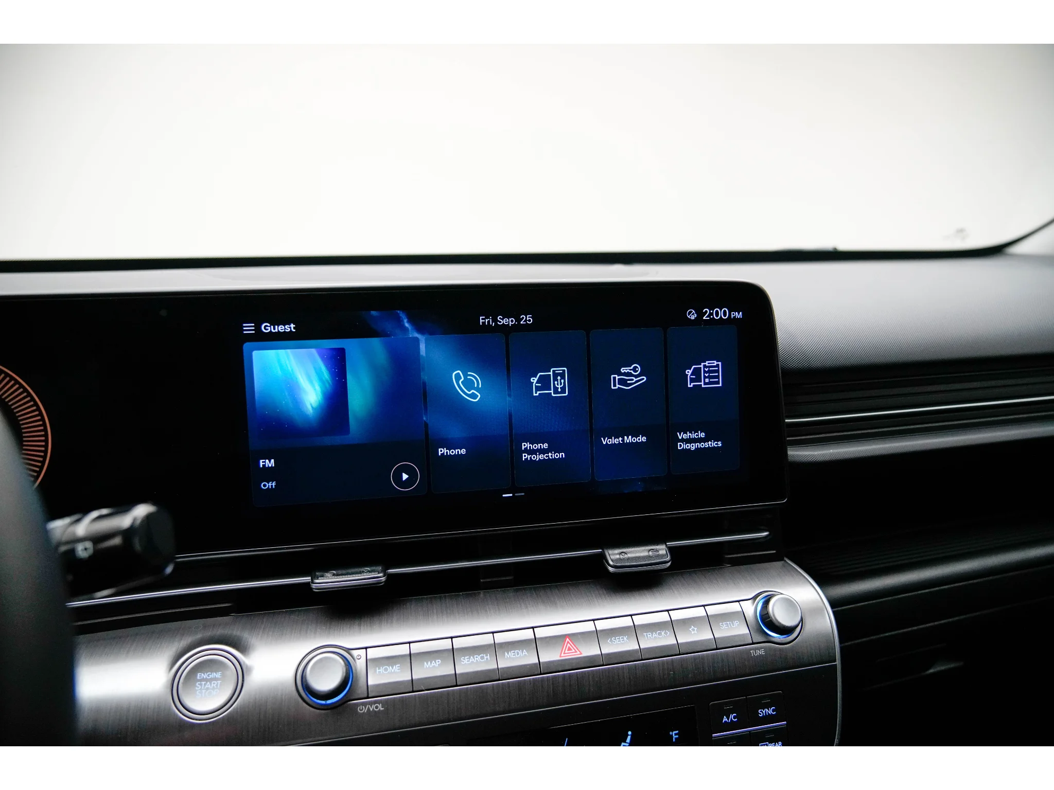 Used 2025 Cyber Gray Metallic Hyundai SEL image 19
