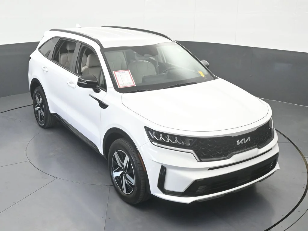 Used 2023 Glacial White Pearl Kia EX image 58