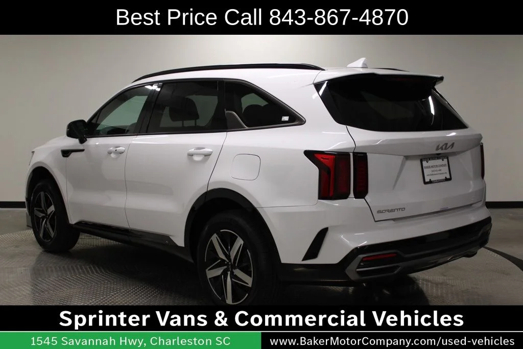 Used 2023 White Pearl Kia S image 3
