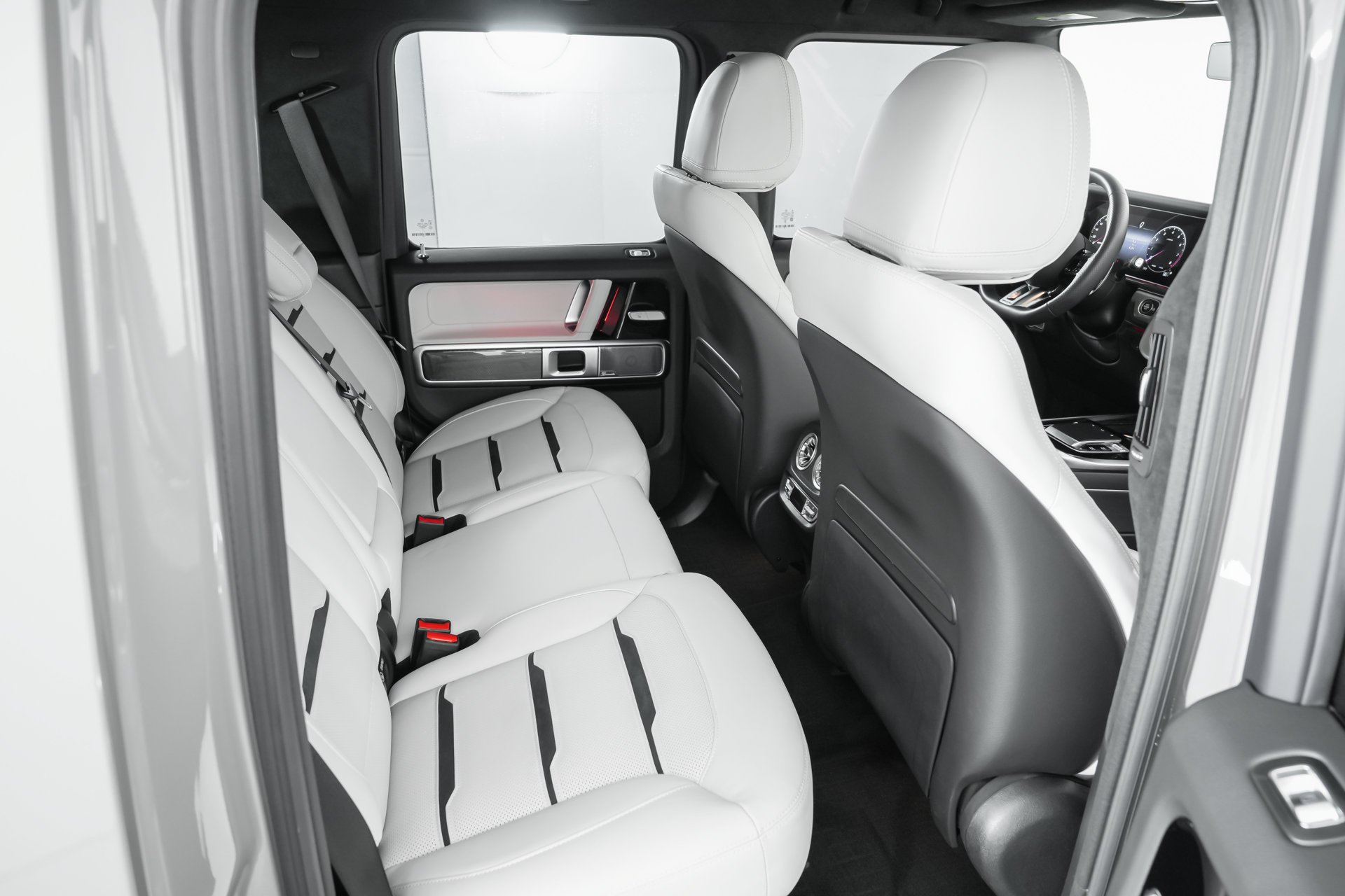 Used 2025  Mercedes-Benz G 63 AMG® image 8