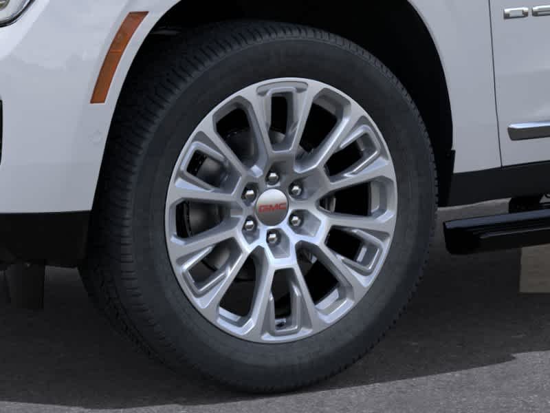 2026 GMC Yukon XL Denali - Photo 9