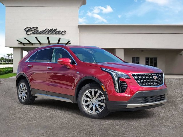2023 Cadillac XT4 AWD Premium Luxury
