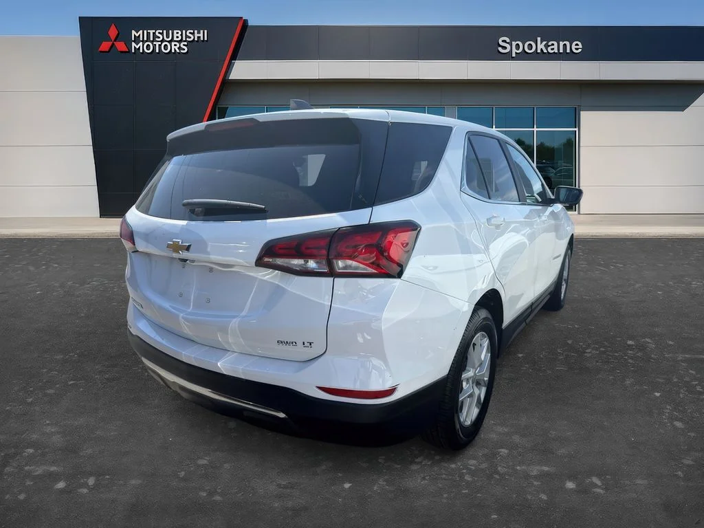 Used 2023 Summit White Chevrolet LT image 6